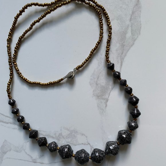 Beautiful paper bead necklace by 31 Bits - Picture 4 of 4